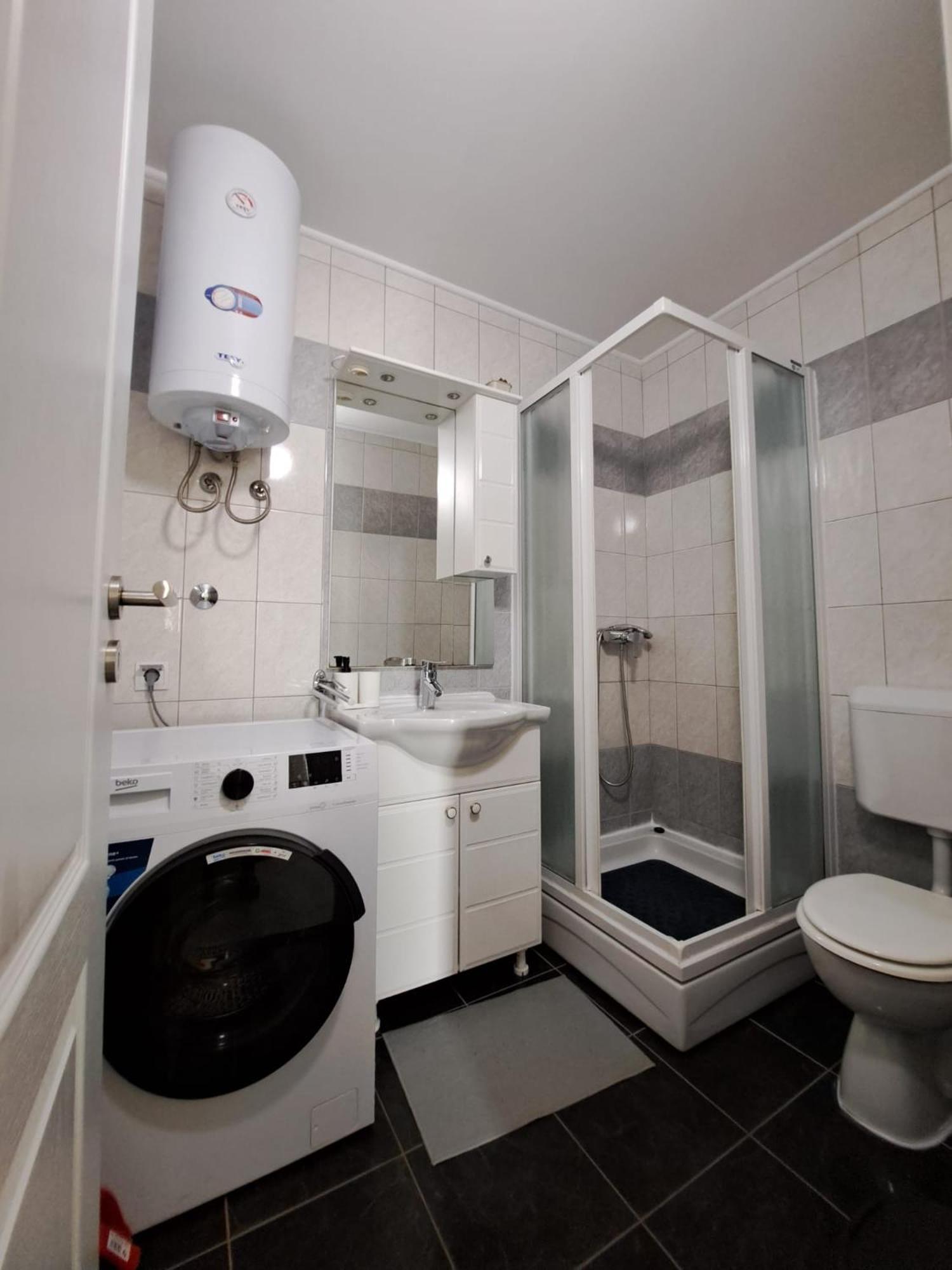 Apartments Maretic Mandre Ngoại thất bức ảnh