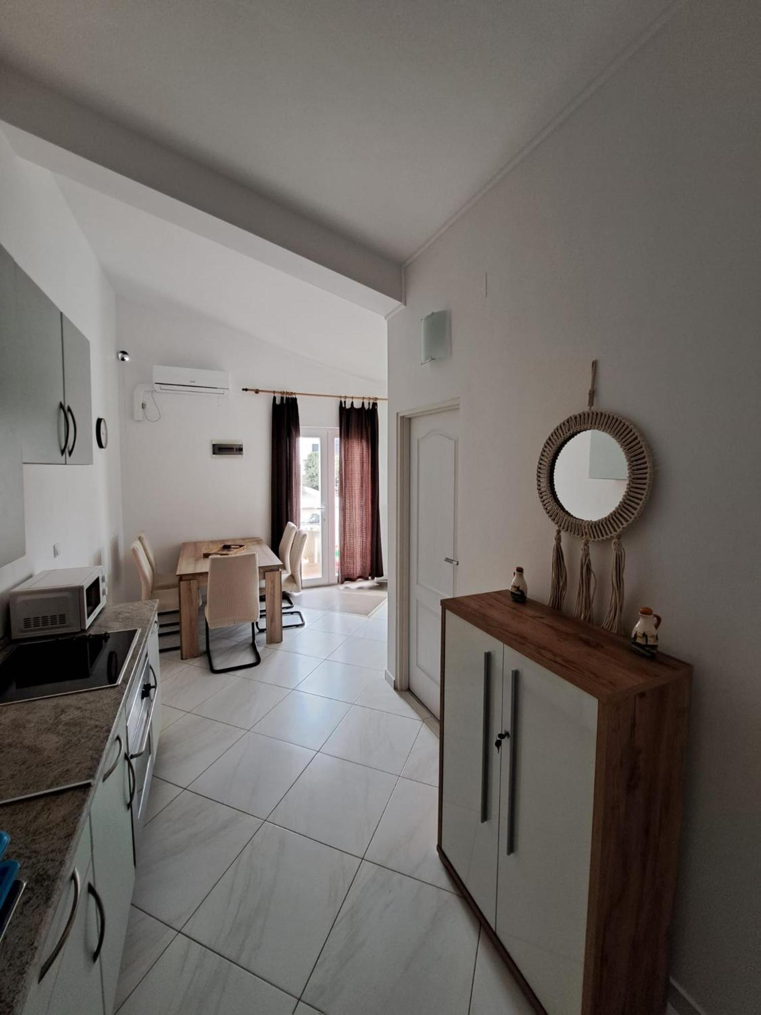 Apartments Maretic Mandre Ngoại thất bức ảnh
