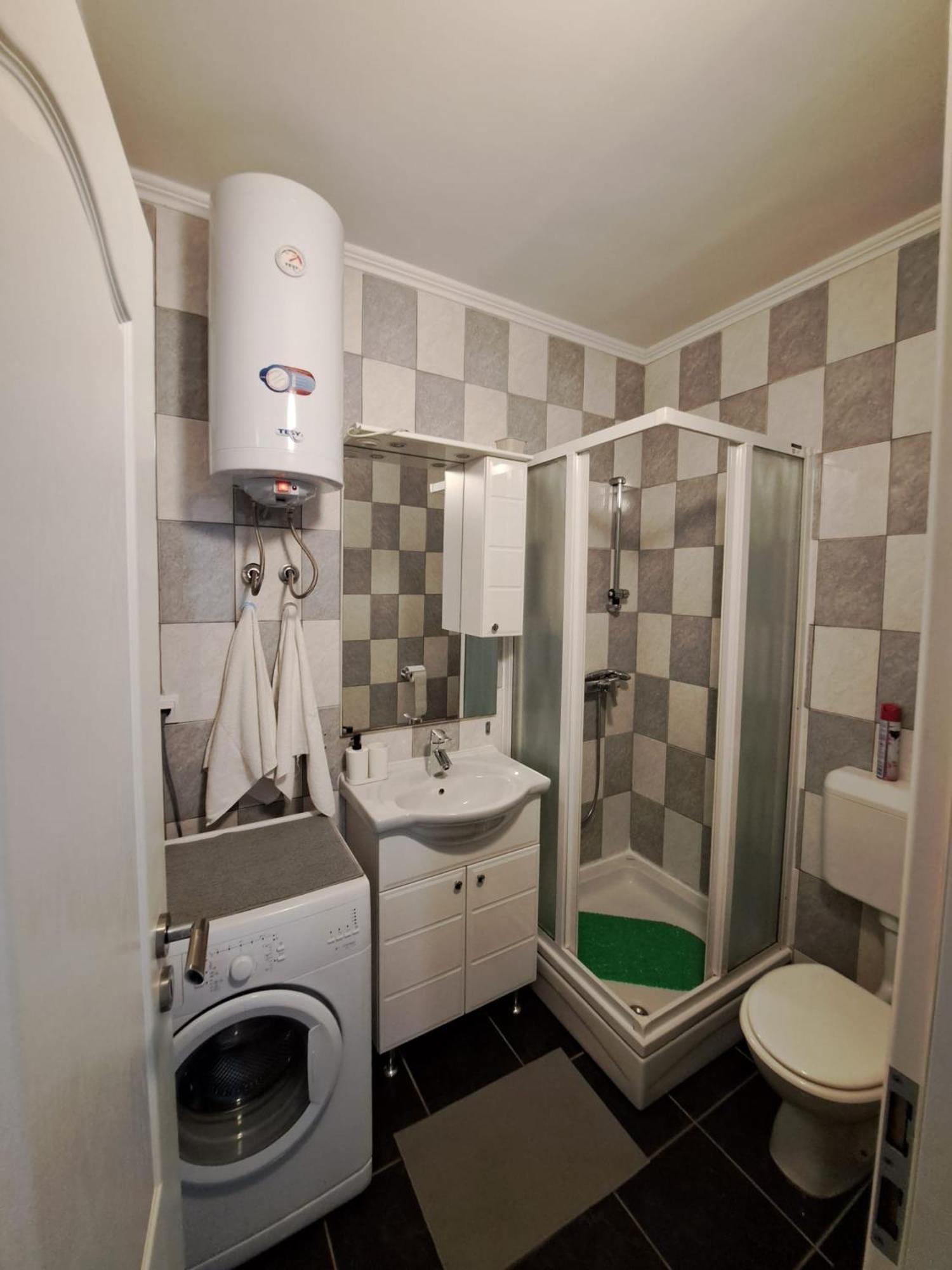Apartments Maretic Mandre Ngoại thất bức ảnh